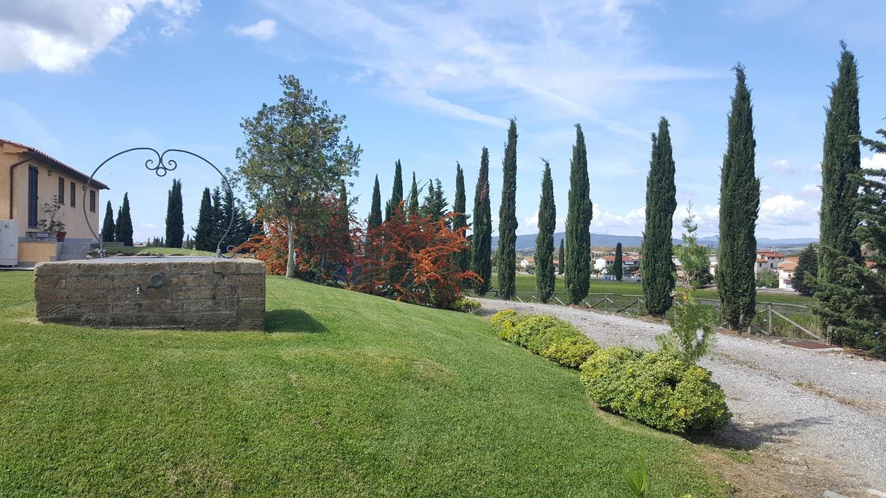 La Locanda Della Vecchia Hosteria Джаворано Екстериор снимка