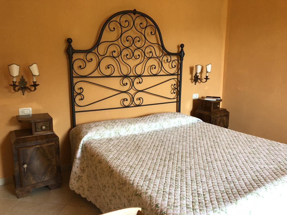 La Locanda Della Vecchia Hosteria Джаворано Екстериор снимка