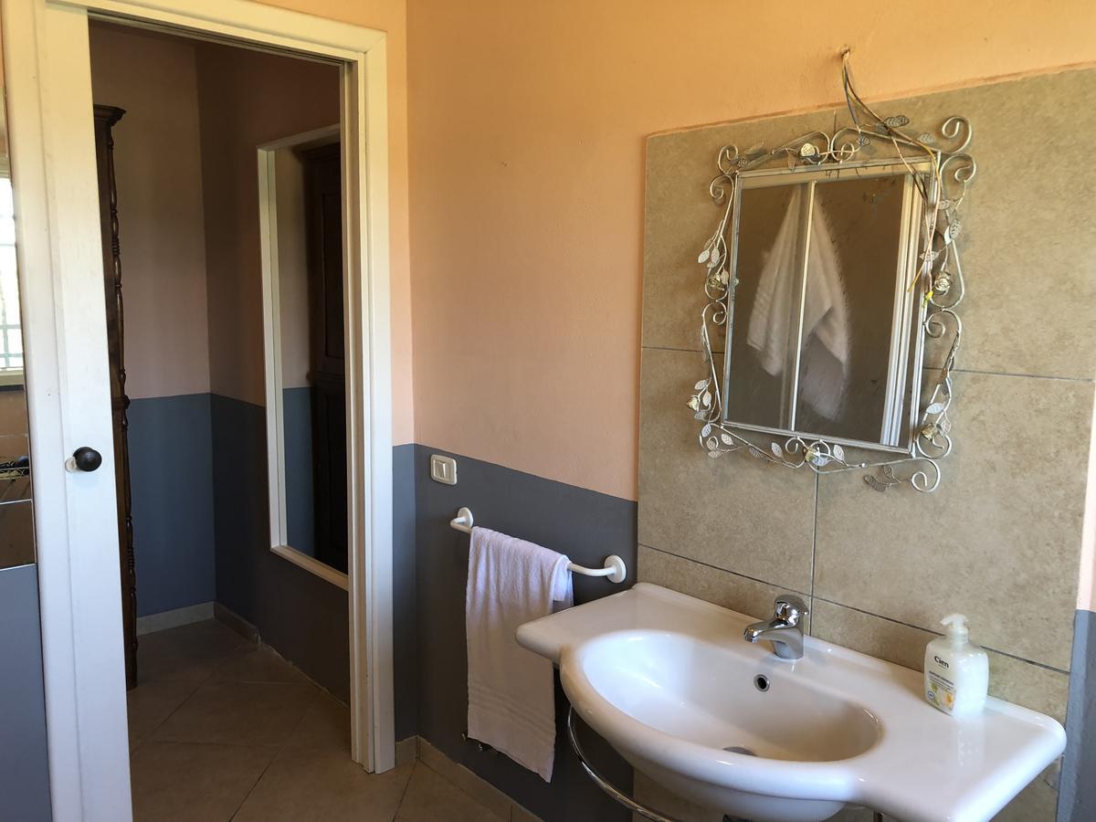 La Locanda Della Vecchia Hosteria Джаворано Екстериор снимка