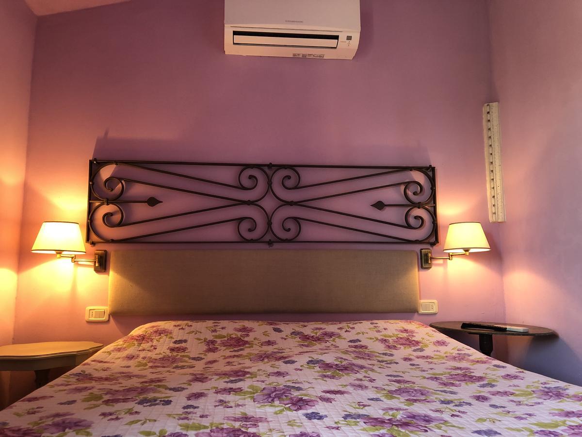 La Locanda Della Vecchia Hosteria Джаворано Екстериор снимка
