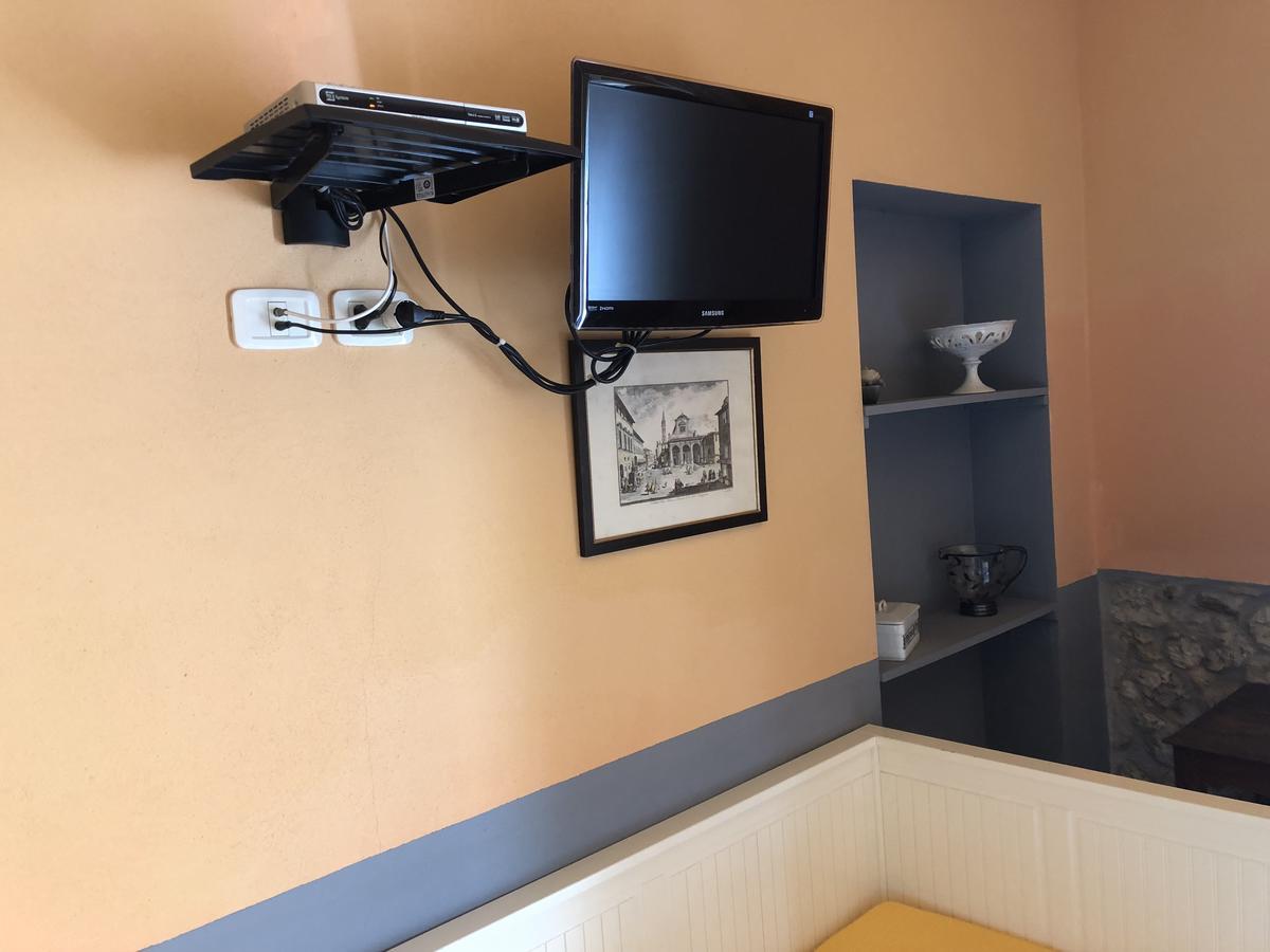 La Locanda Della Vecchia Hosteria Джаворано Екстериор снимка