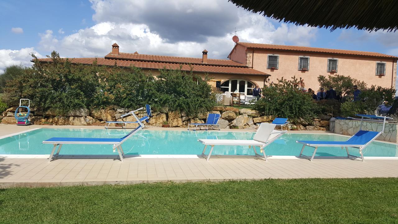 La Locanda Della Vecchia Hosteria Джаворано Екстериор снимка