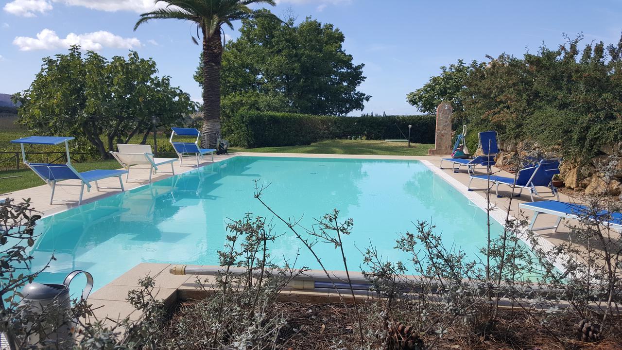 La Locanda Della Vecchia Hosteria Джаворано Екстериор снимка